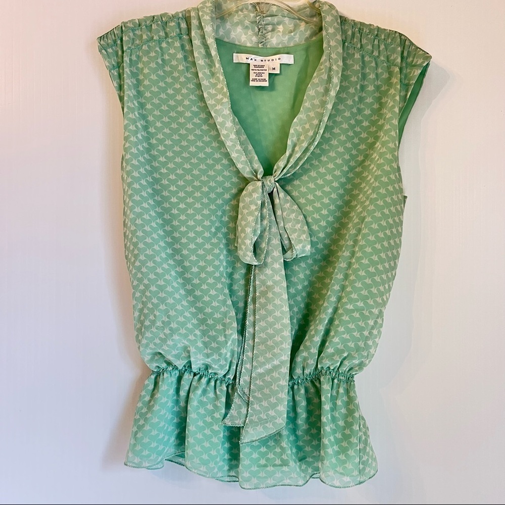 Women’s Mint Green Peplum Blouse M Bow Tie Neck Top Sleeveless Business Casual